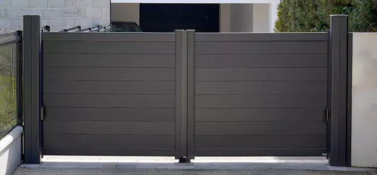 Common Residential Gate Issues We Resolve in Melbourne, FL